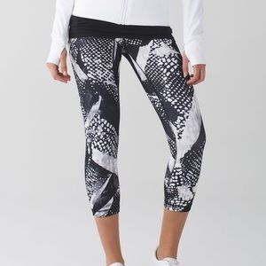 Lululemon Wunder Under Crops